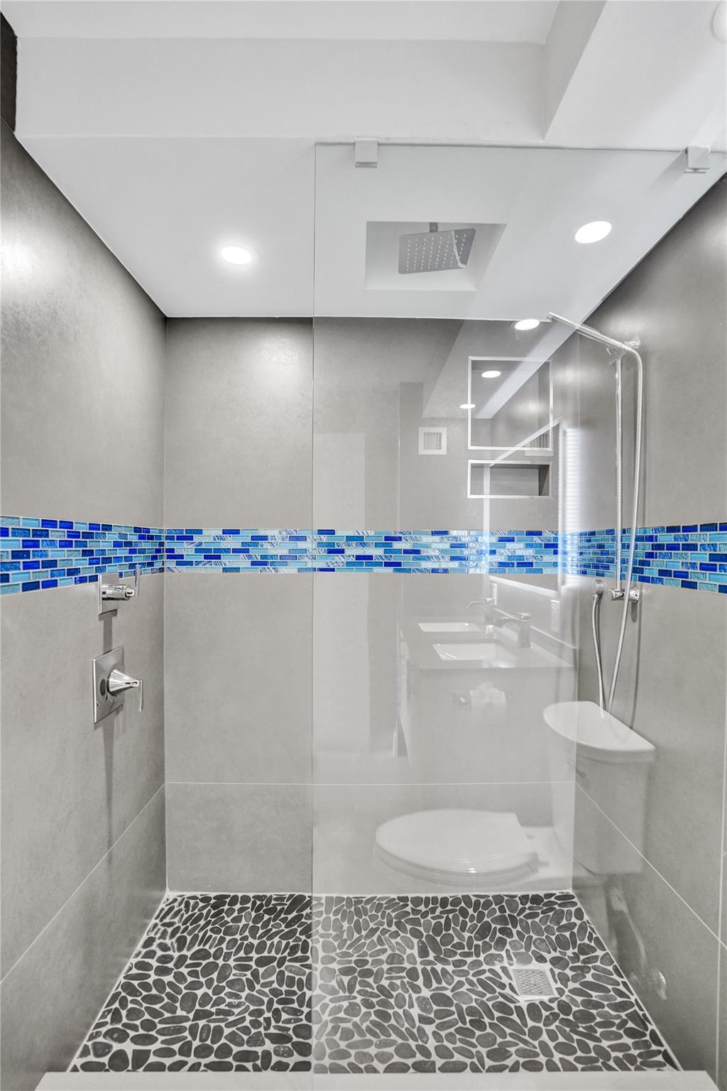 Vantage View - Residential