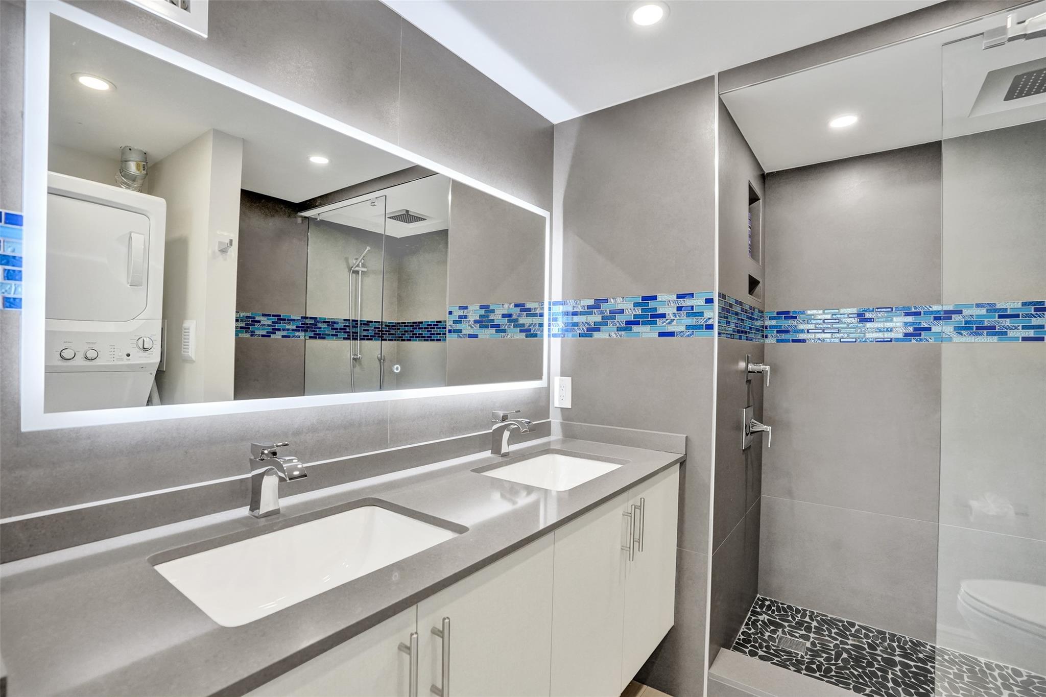 Vantage View - Residential