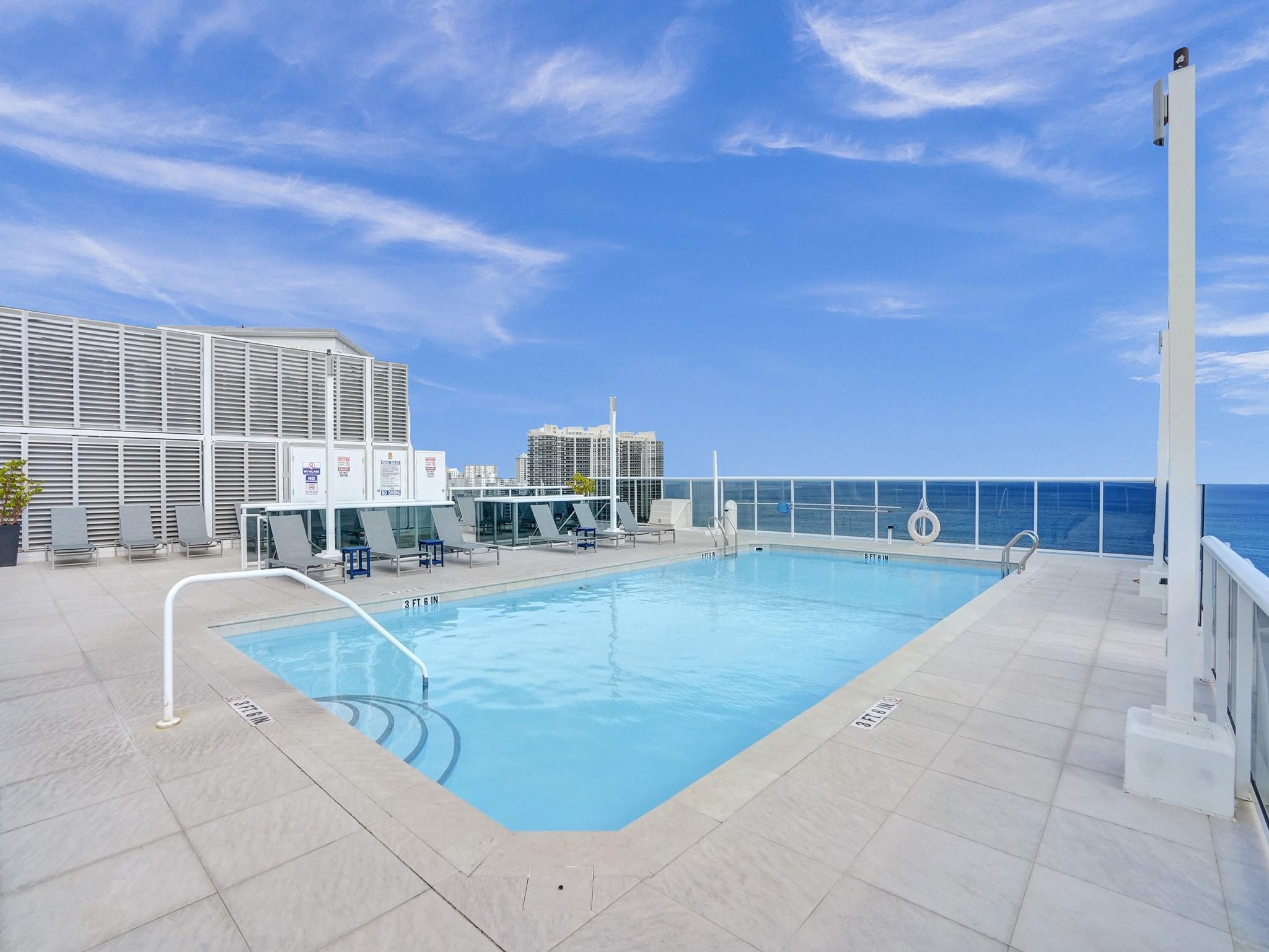 Vantage View - Residential