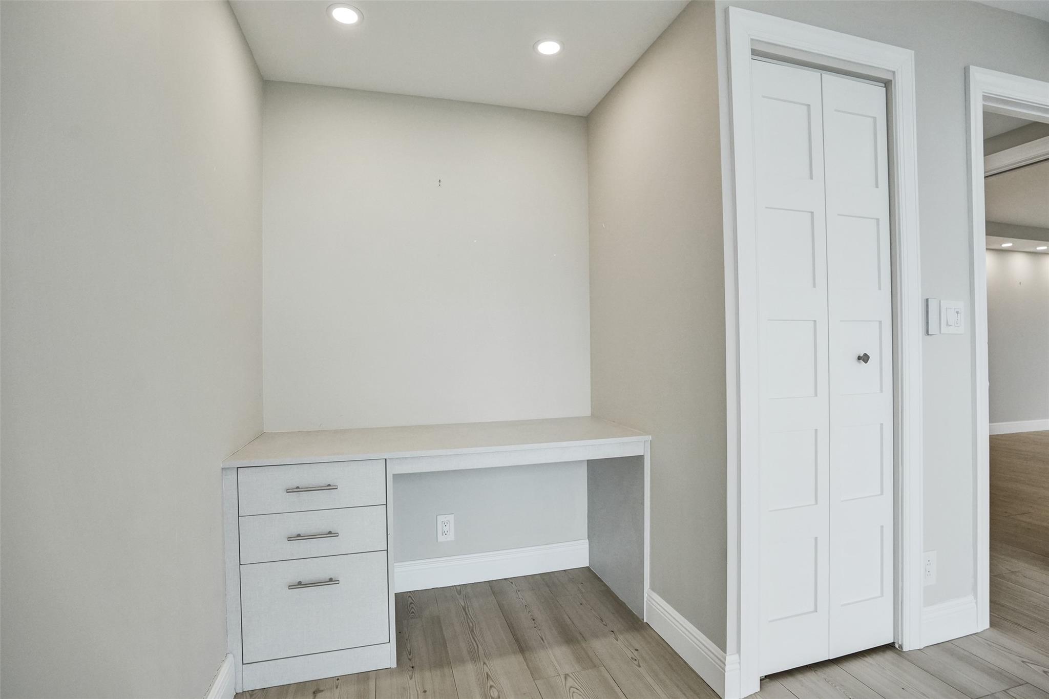 Vantage View - Residential