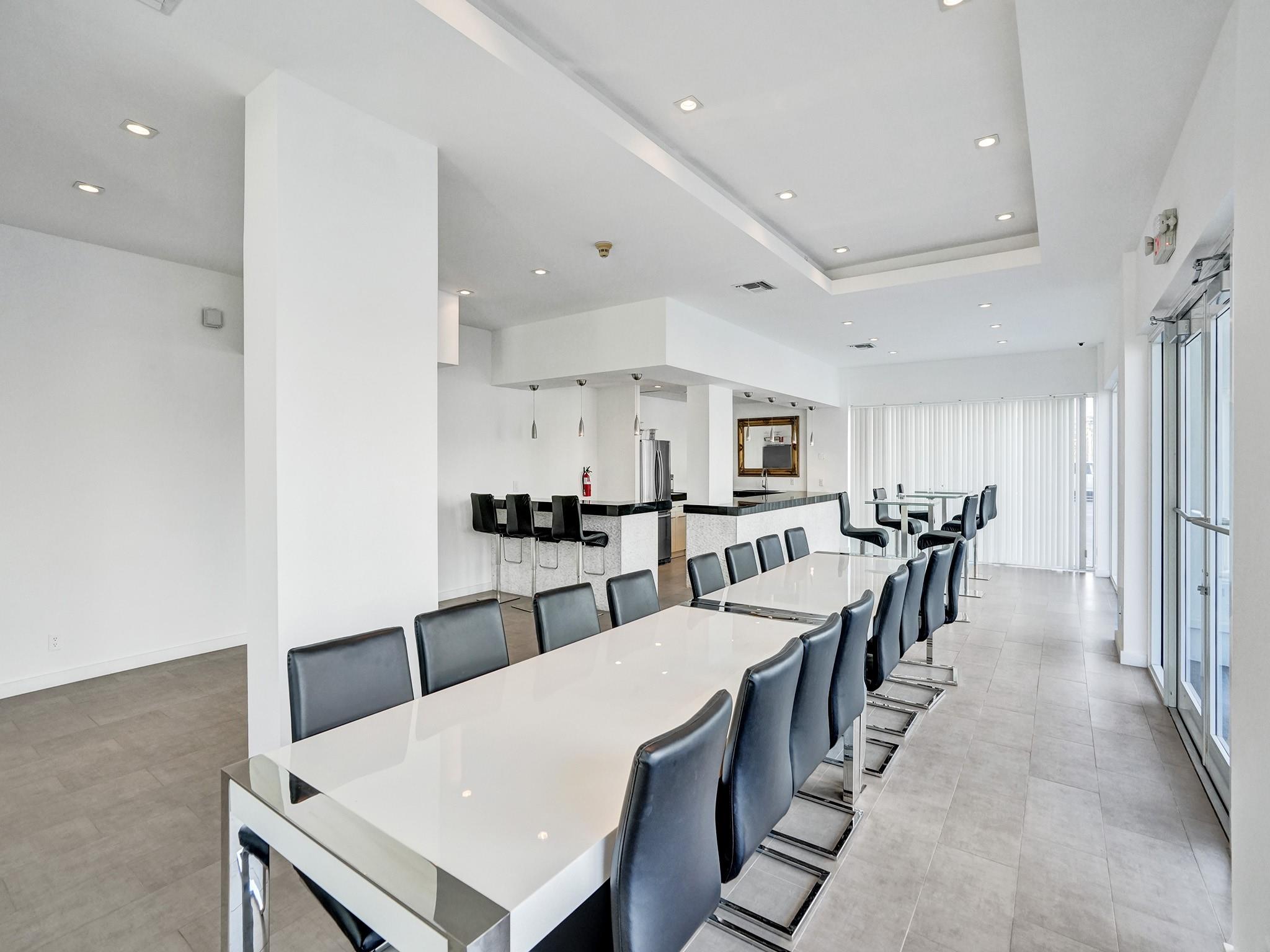 Vantage View - Residential