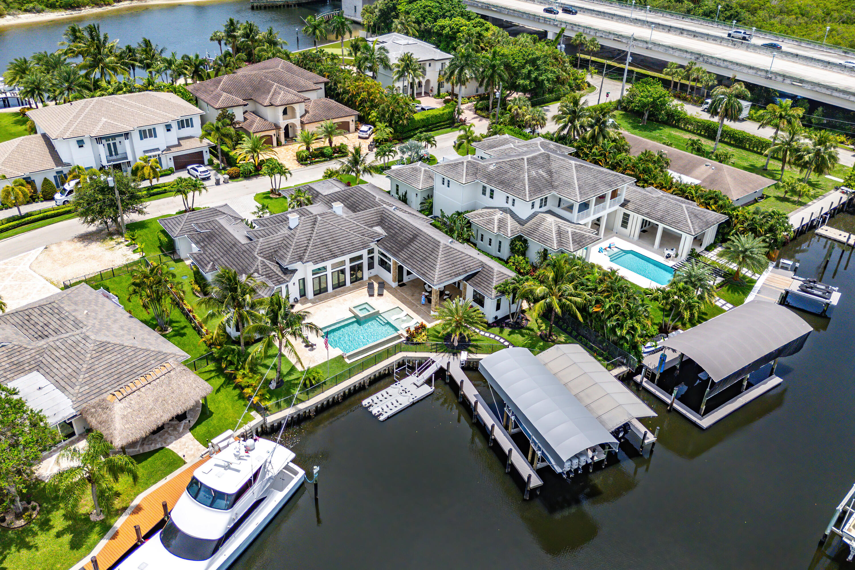 PARADISE PORT - Residential