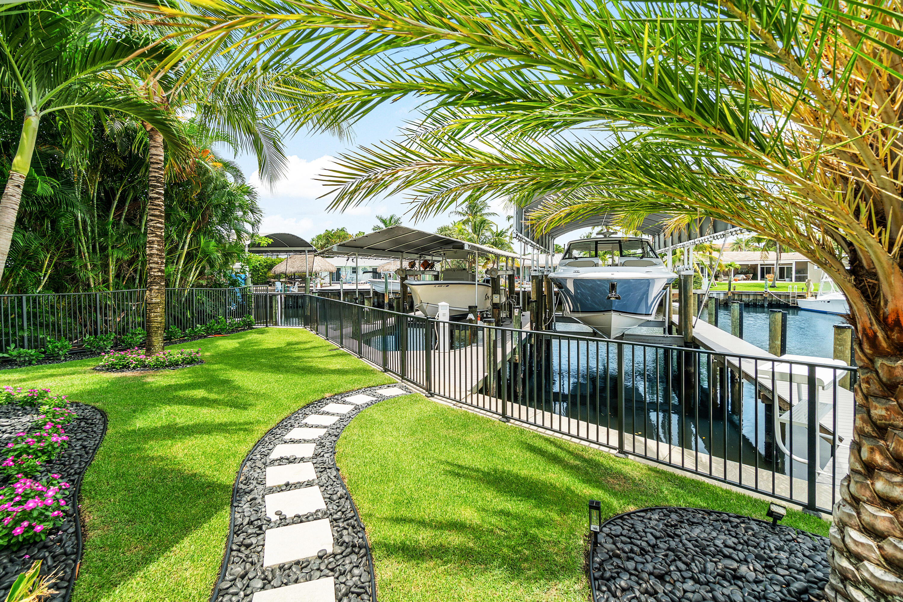 PARADISE PORT - Residential