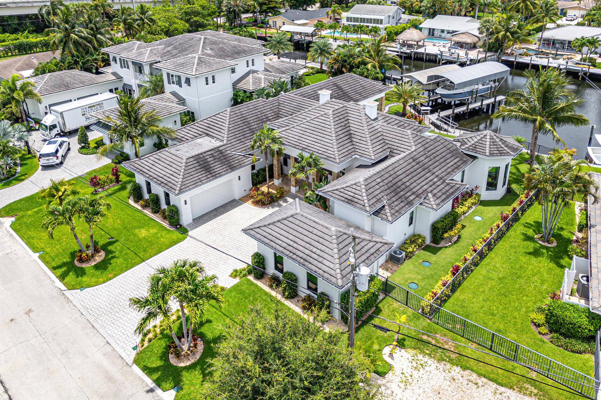 PARADISE PORT - Residential