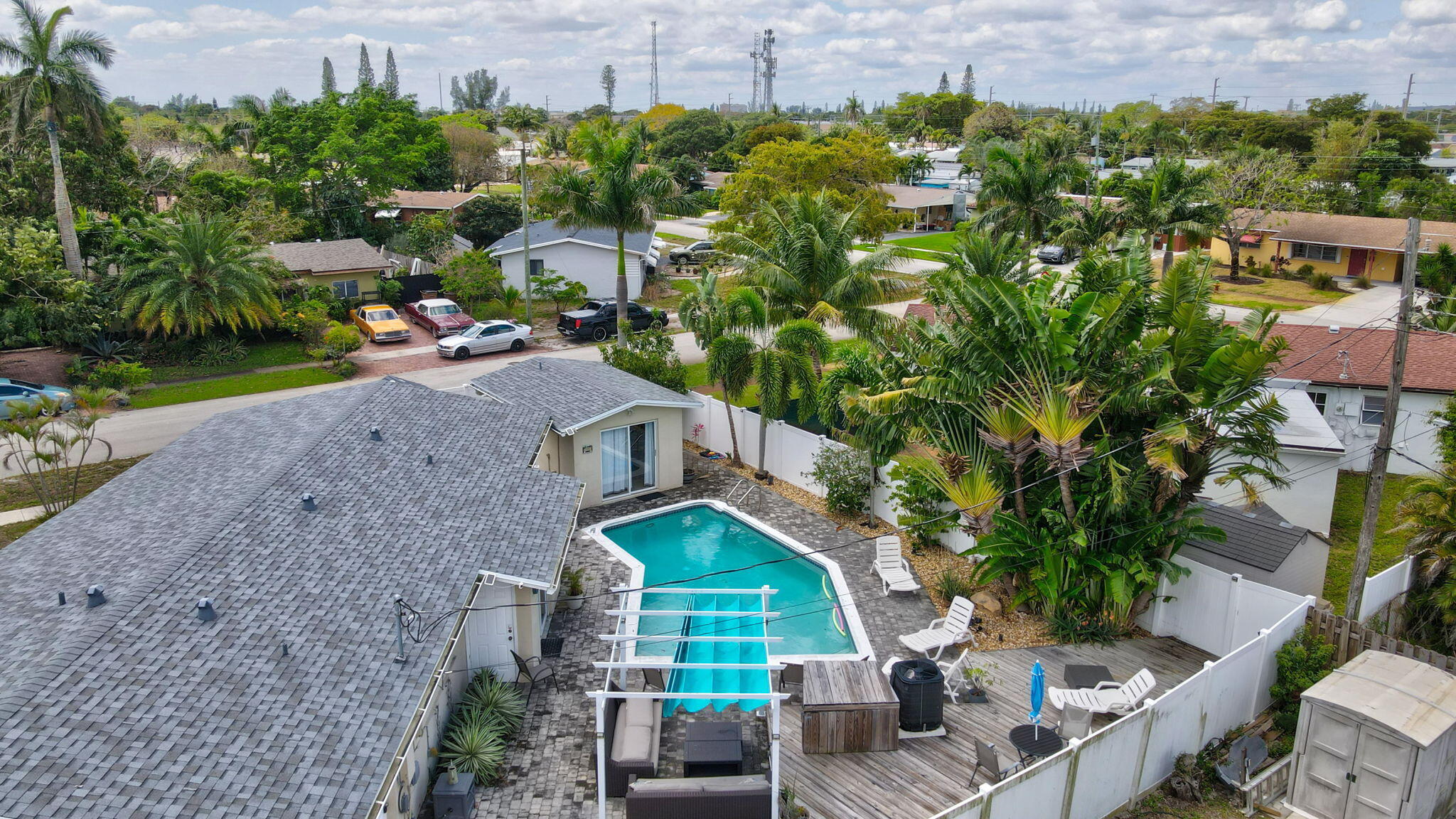 FAIRLAWN - Residential