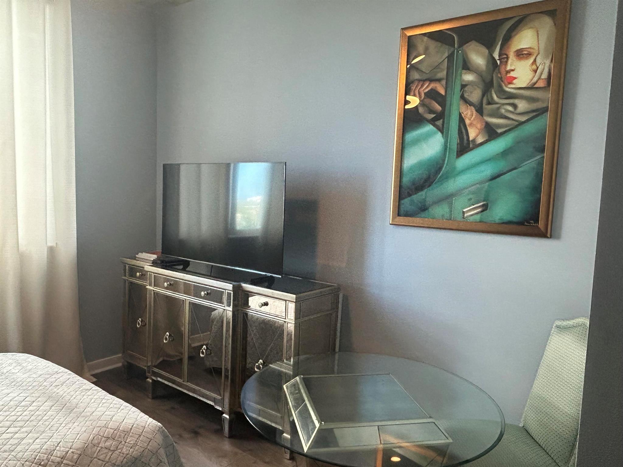 EDGE CONDOMINIUM - Residential