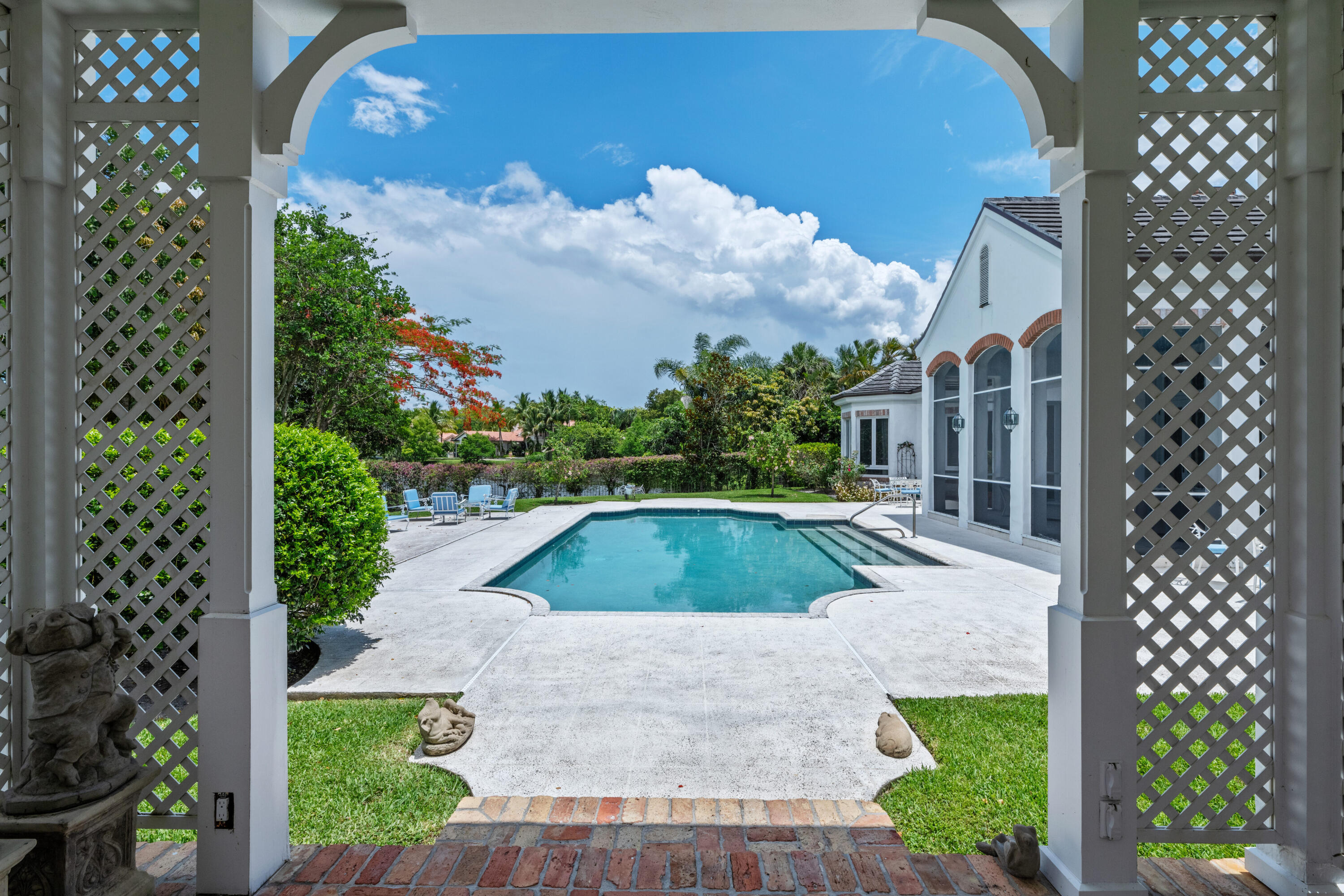 BRIDLE PATH OF P B POLO & COUNTRY CLUB - Residential