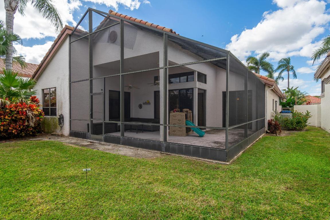 LEXINGTON LAKES - Residential