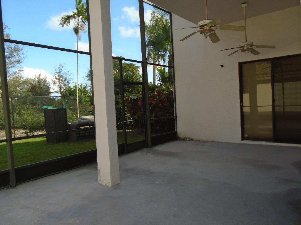 LEXINGTON LAKES - Residential