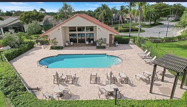 LEXINGTON LAKES - Residential