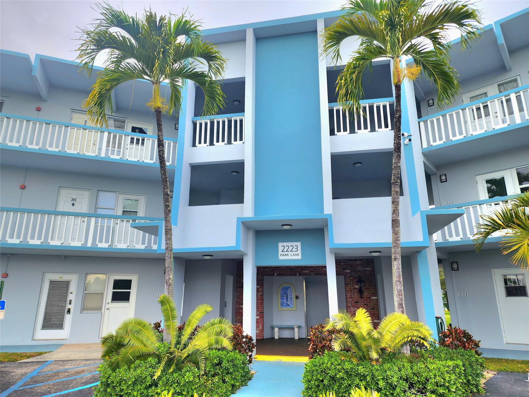 SHERIDAN LAKES - Residential