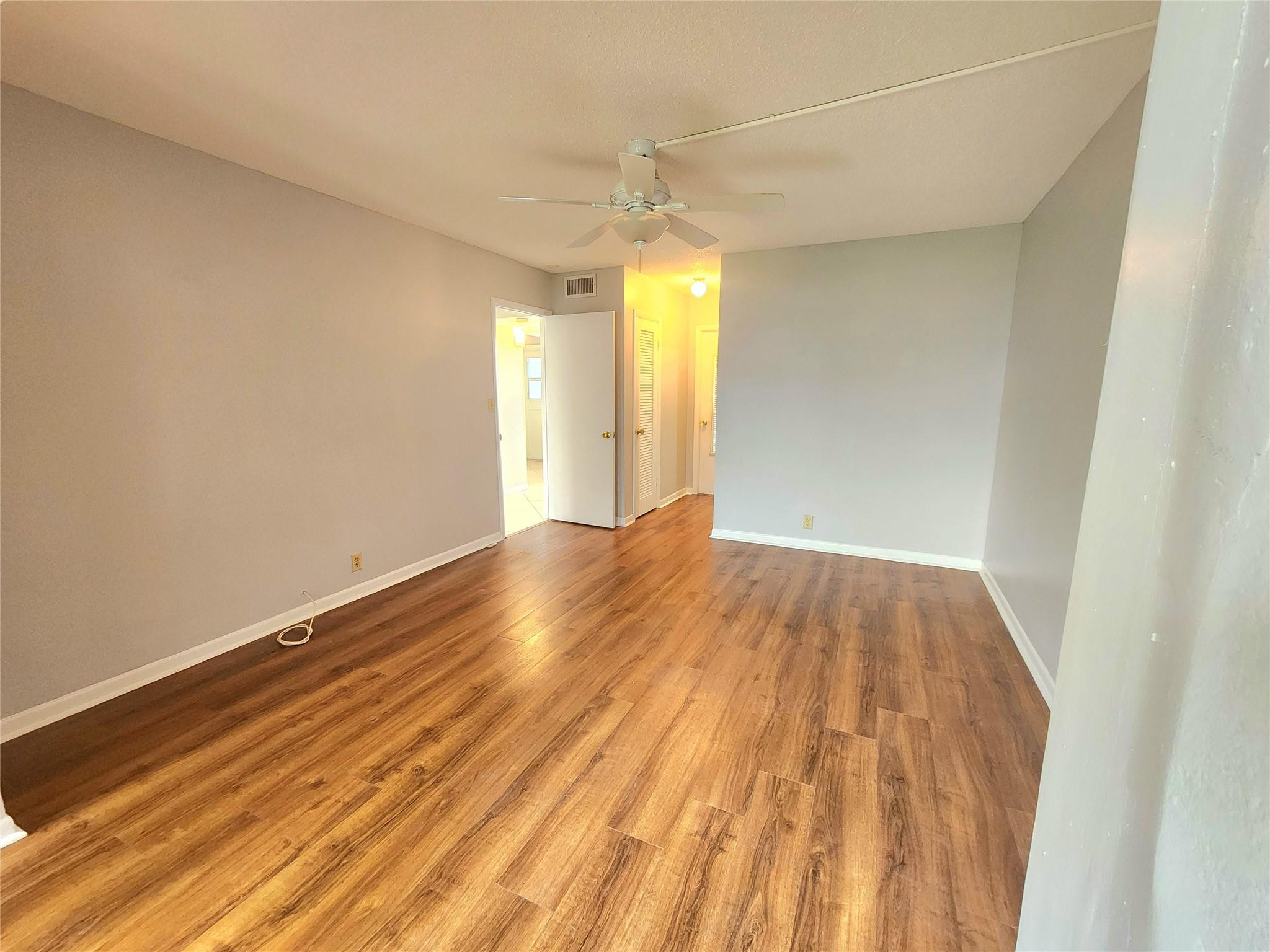 SHERIDAN LAKES - Residential