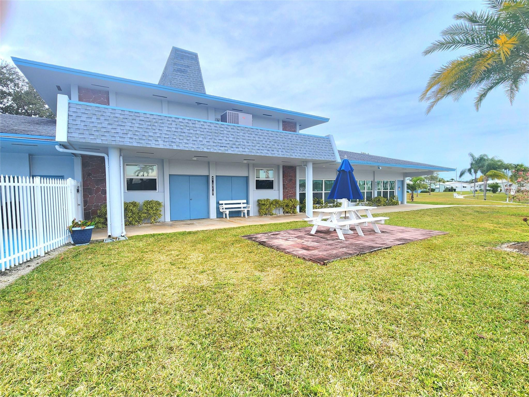 SHERIDAN LAKES - Residential