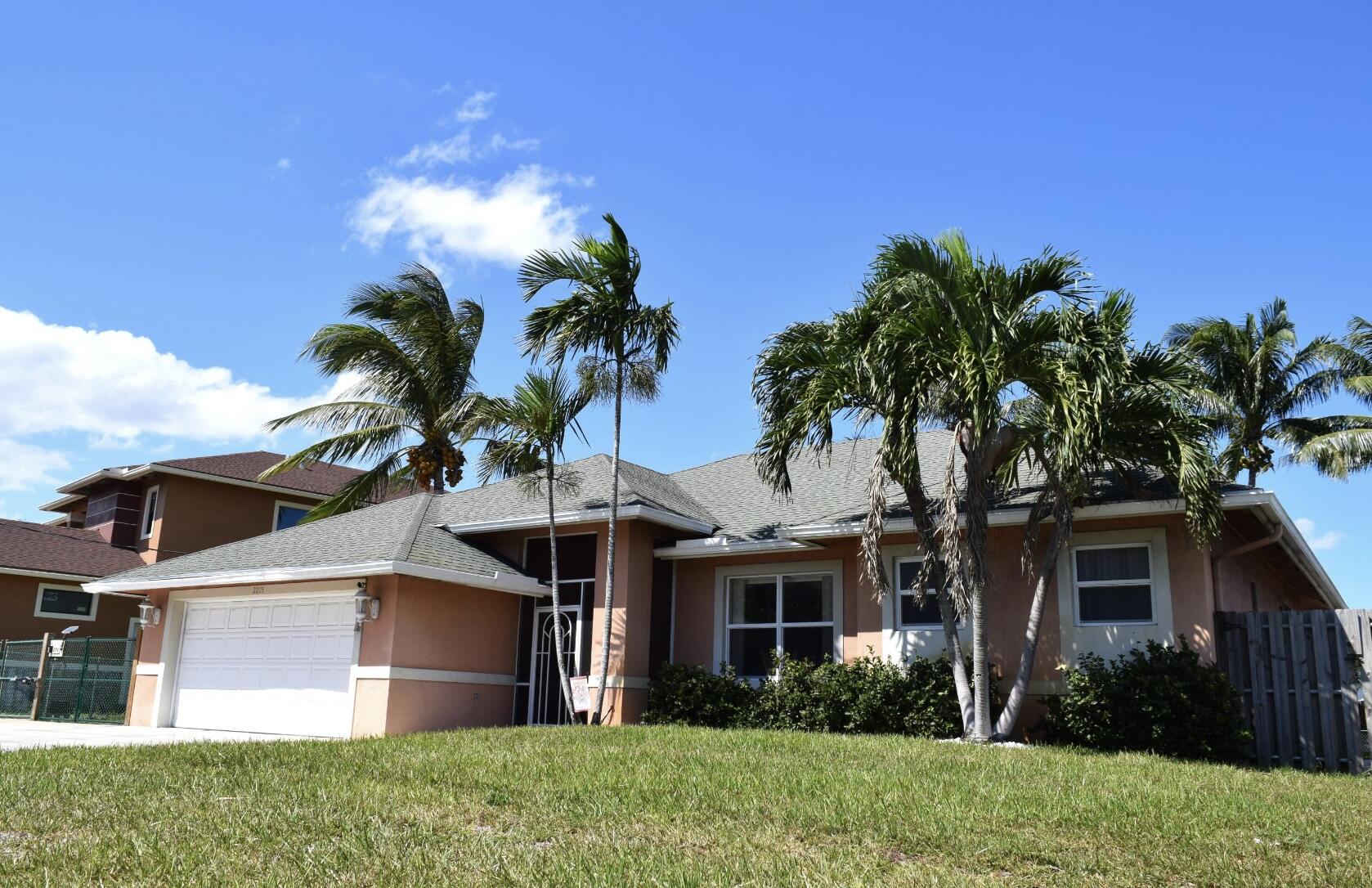 ISLAND ESTATES - Residential