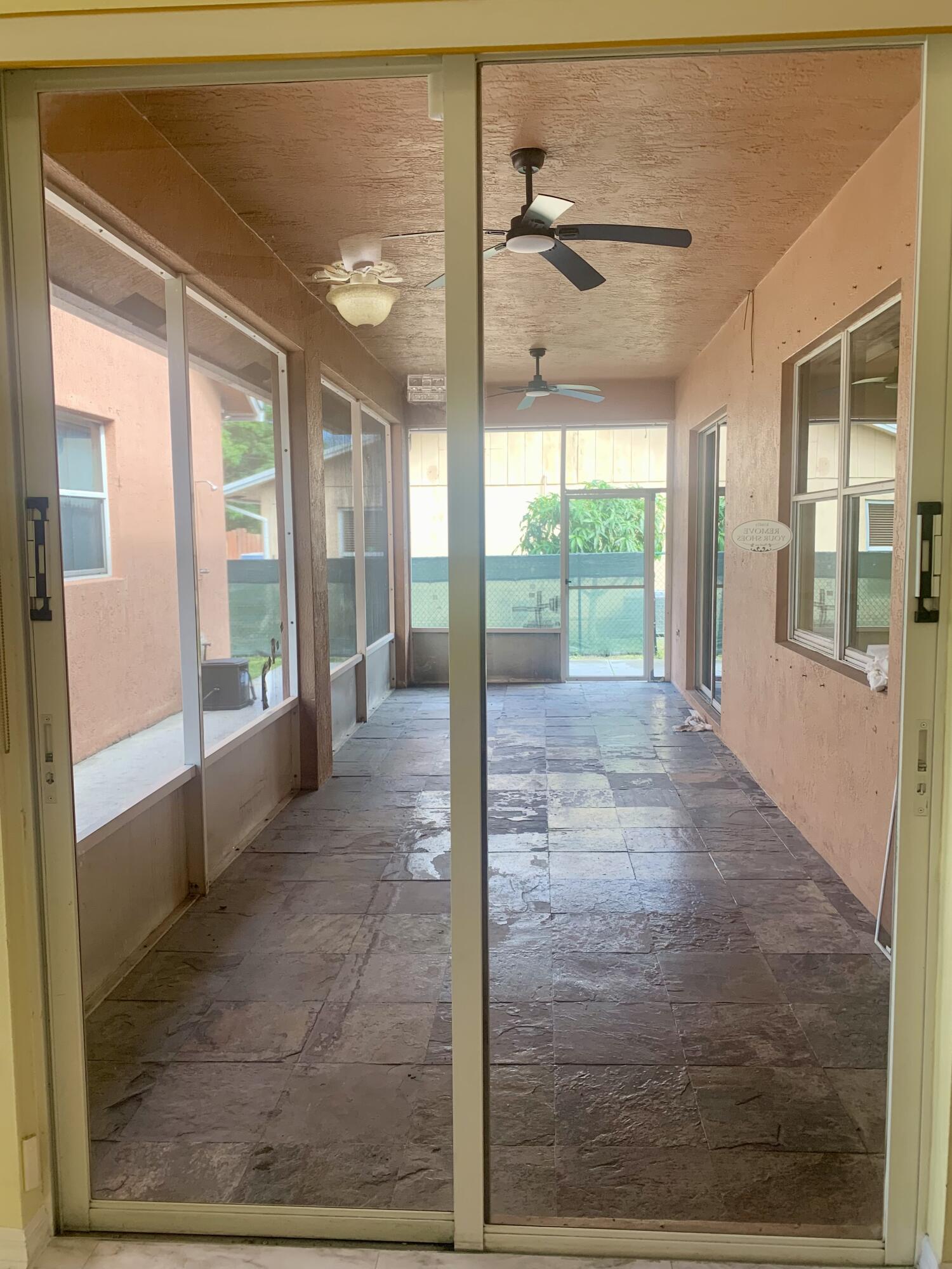 ISLAND ESTATES - Residential