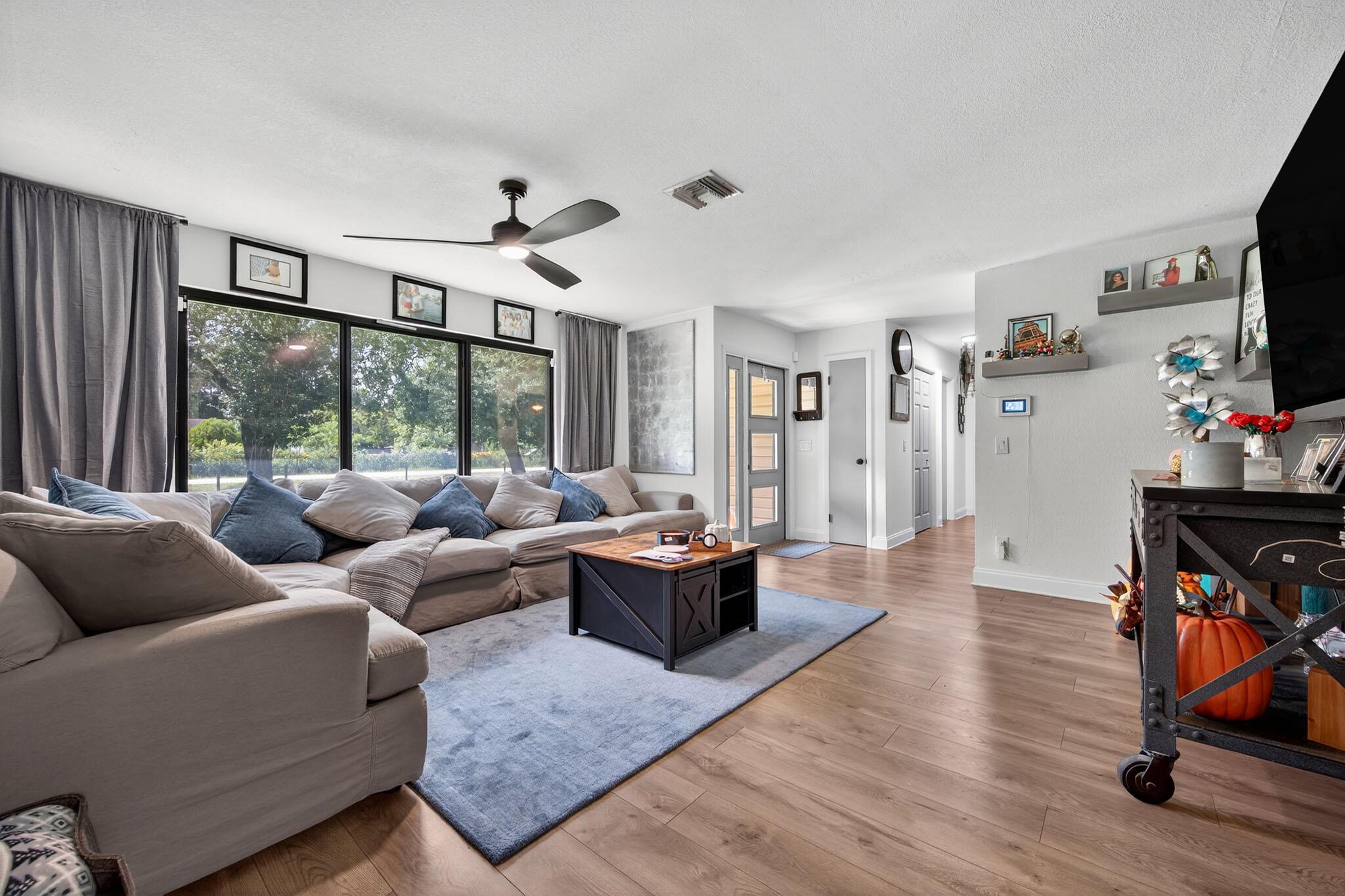 12859 54th Street N