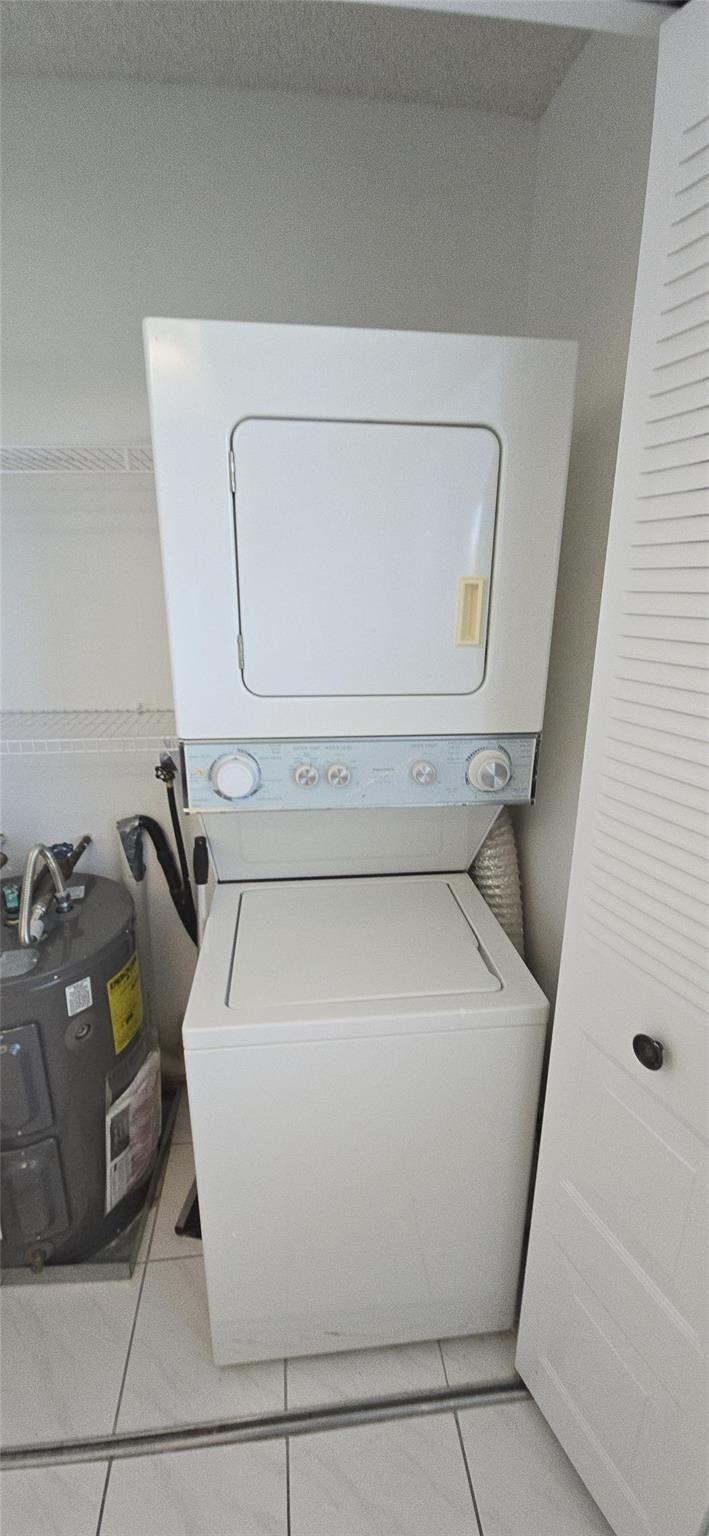 10 Of Palm Spgs 2 Condo - Residential Lease