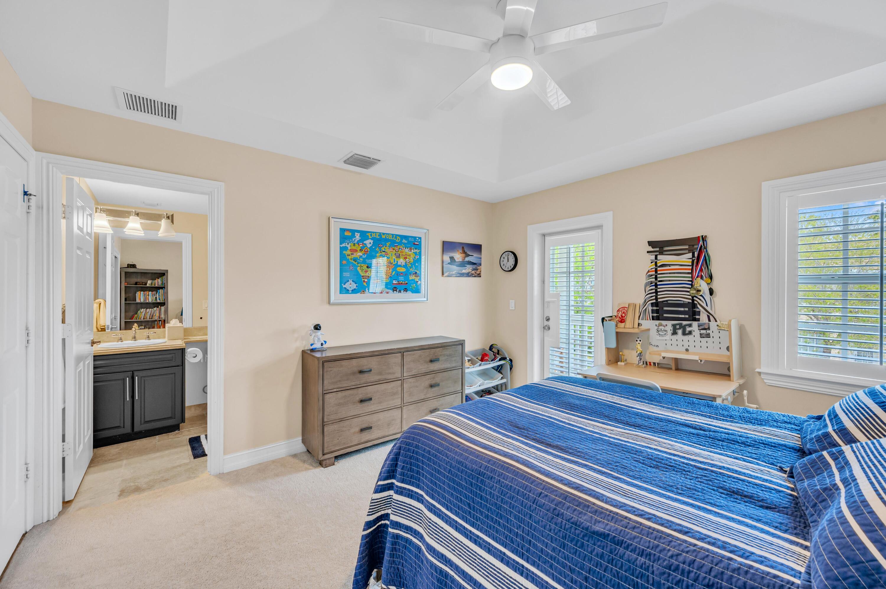 RIVER OAKS - Residential