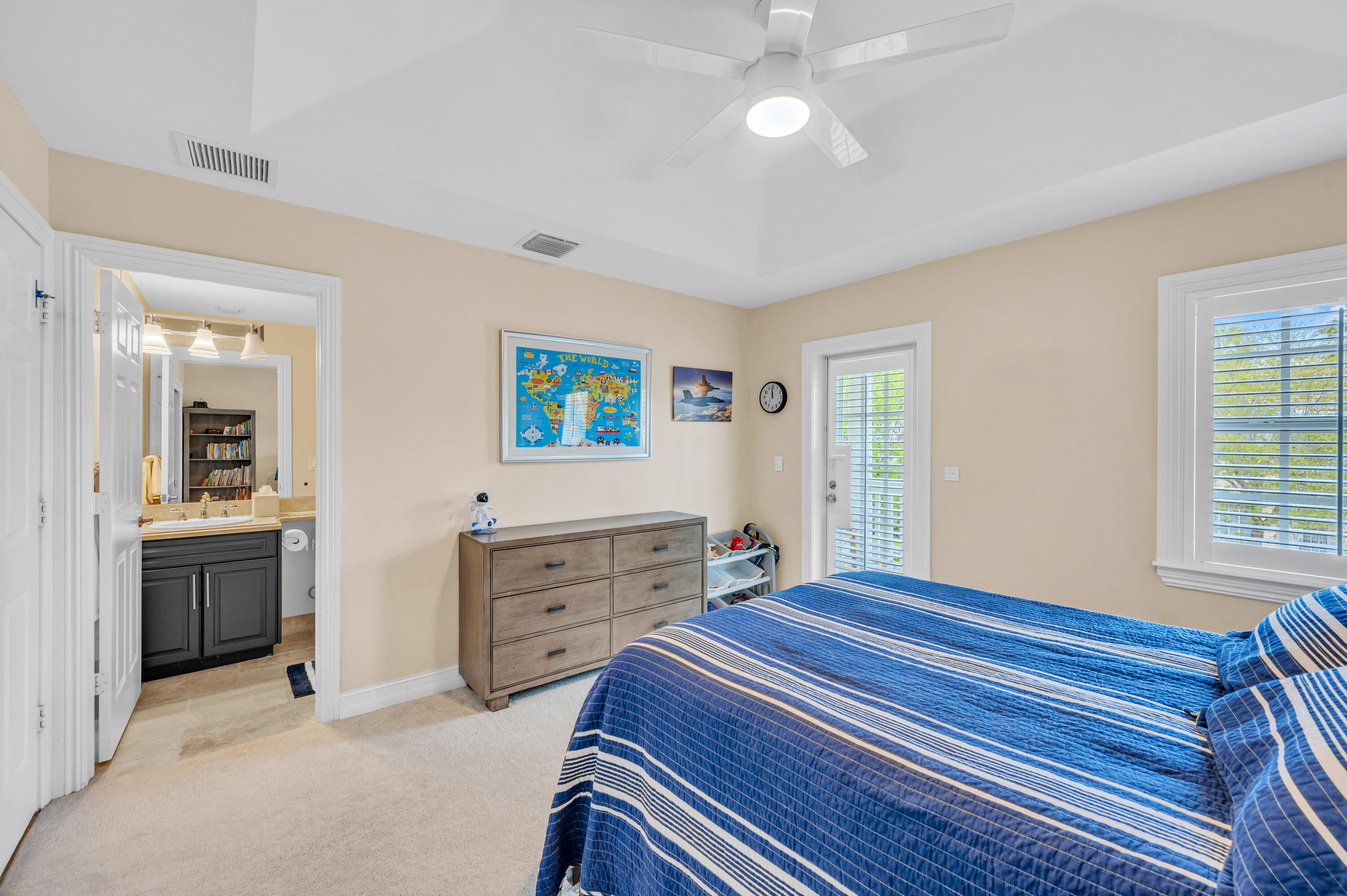 RIVER OAKS - Residential