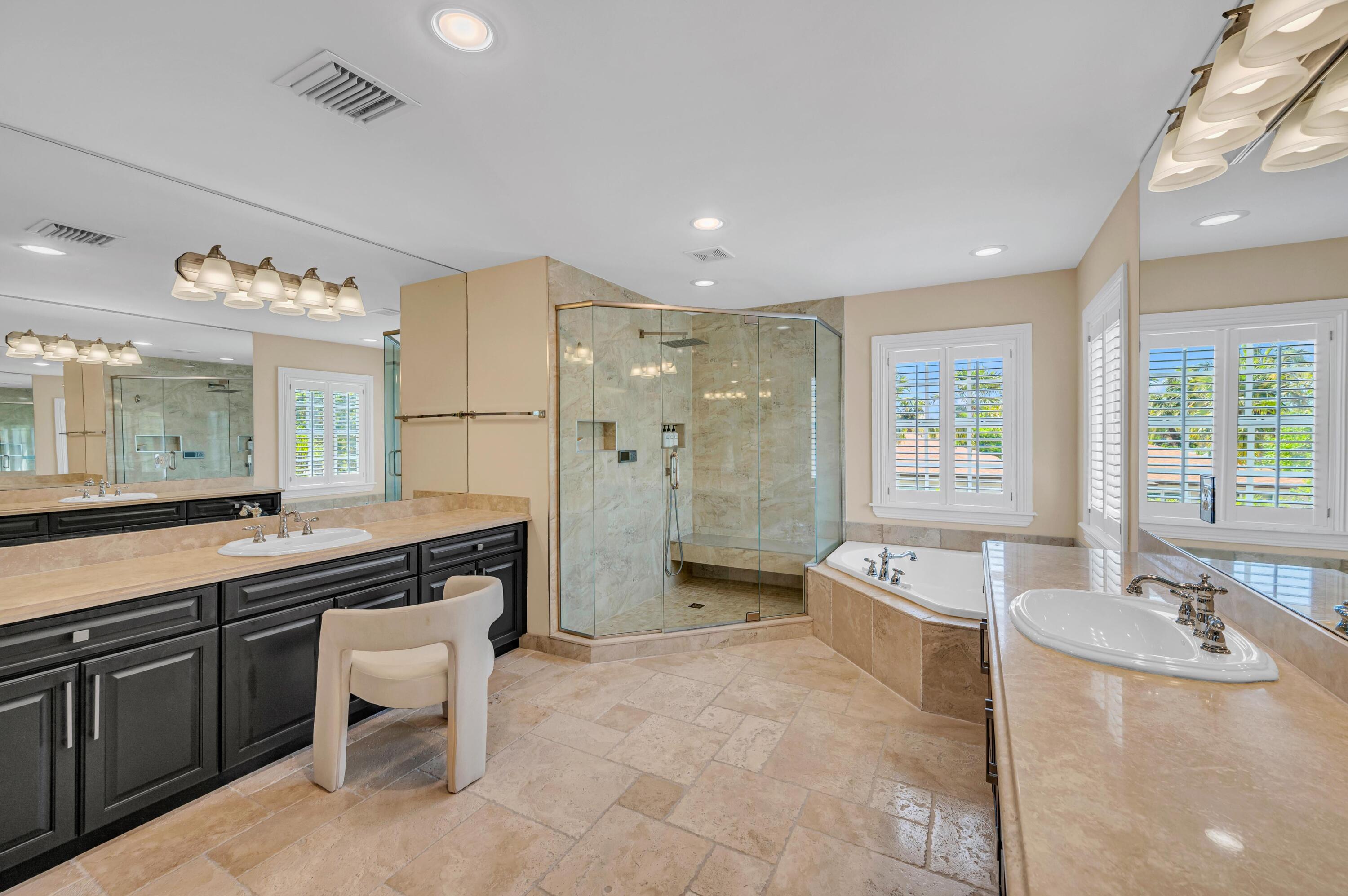 RIVER OAKS - Residential