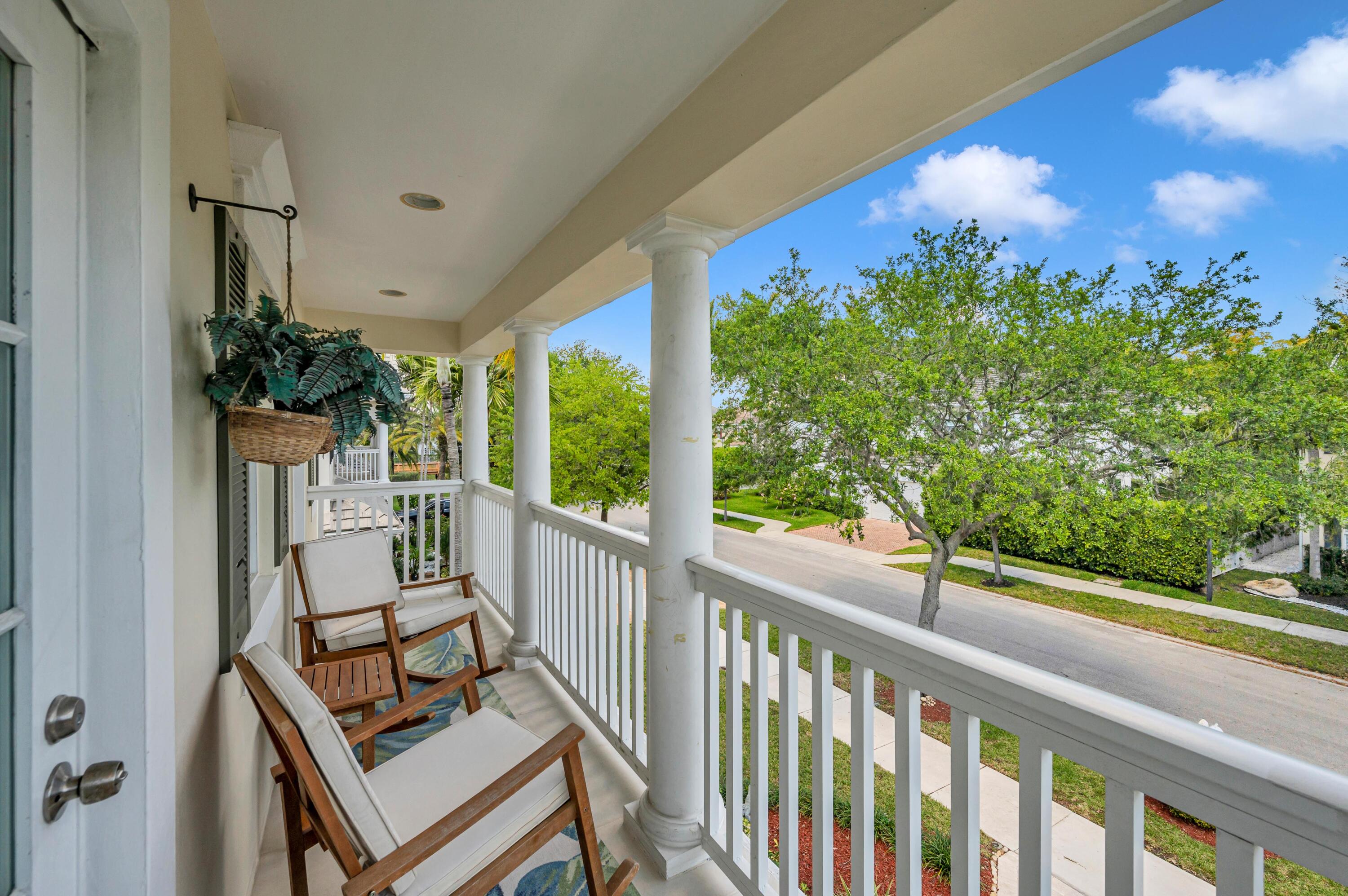 RIVER OAKS - Residential