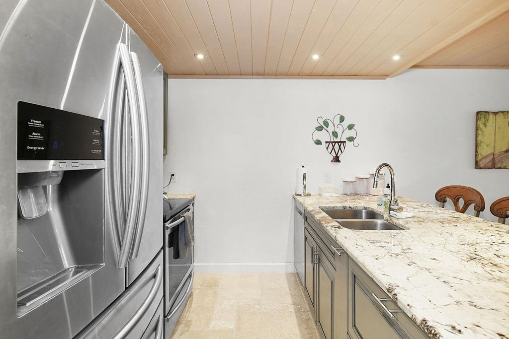 Photo of 40 NE Plantation Road #109, Stuart, FL 34996 (MLS # F10458694)