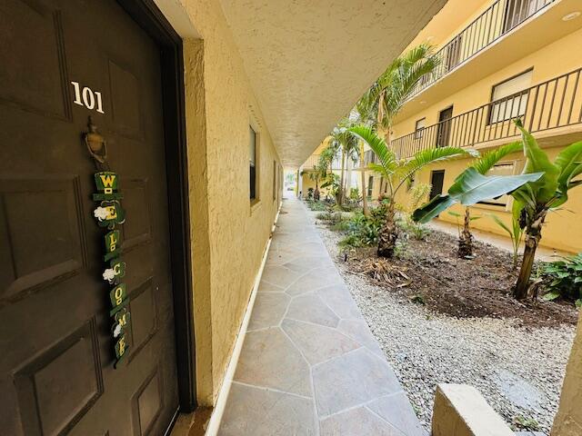 HIDDEN HARBOUR OF THE PALM BEACHES CONDO - Residential
