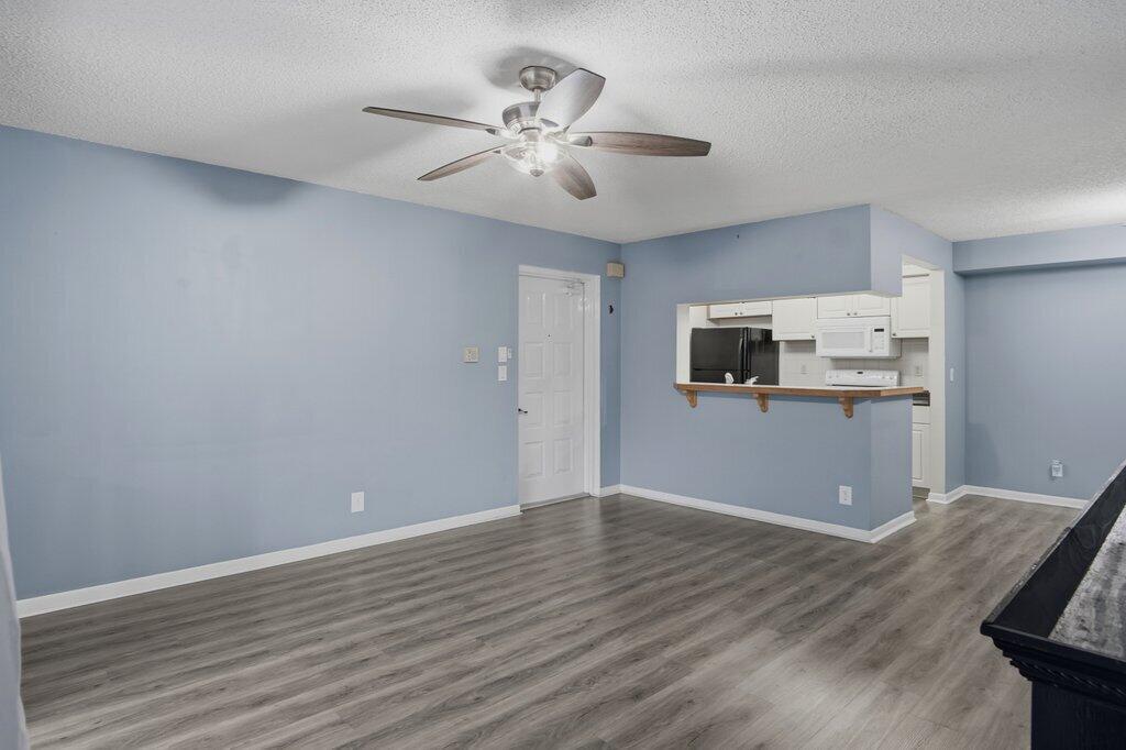 ANCHORAGE ON THE ST LUCIE - Residential Lease