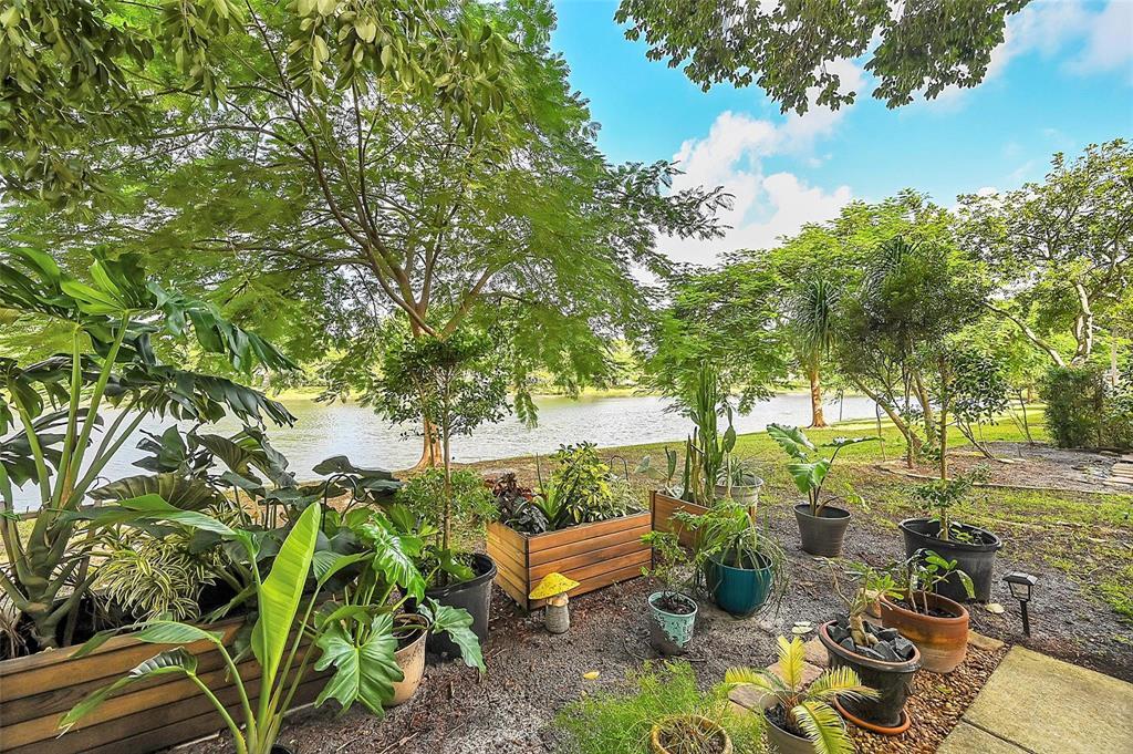 GARDENS NORTH FIVE CONDO - Residential