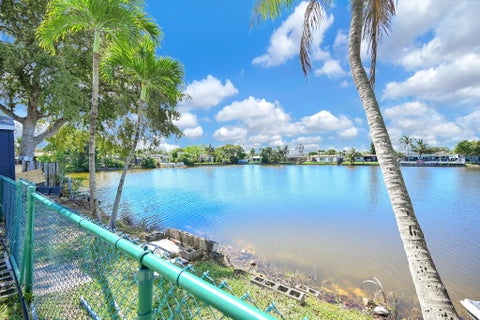 Tiny photo for 11600 NW 30th Place, Sunrise, FL 33323 (MLS # B26023132)