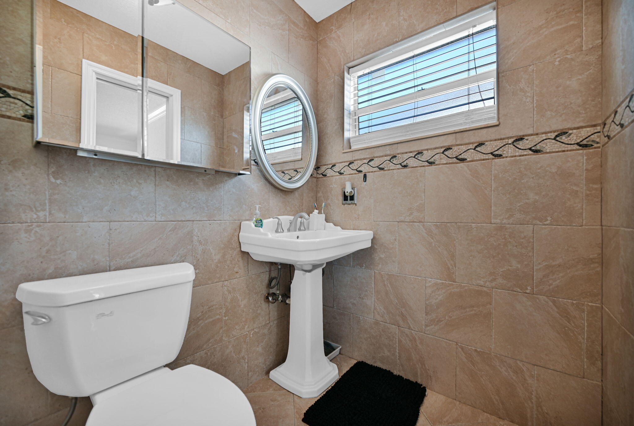 SUNRISE GOLF VILLAGE SEC 24 - Residential