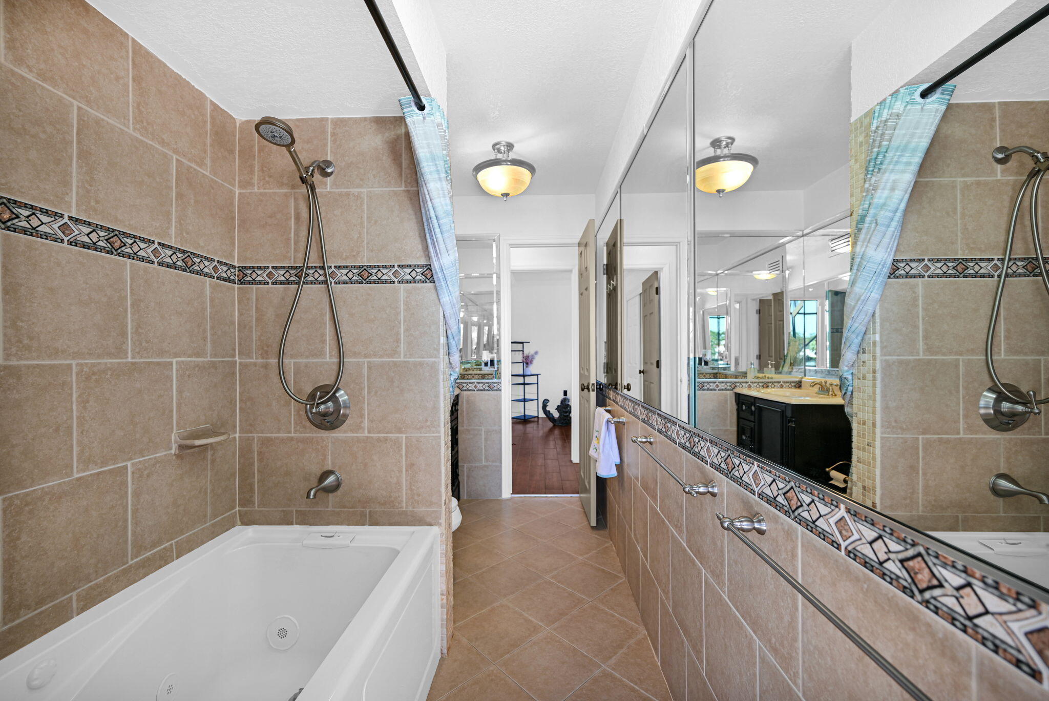 SUNRISE GOLF VILLAGE SEC 24 - Residential