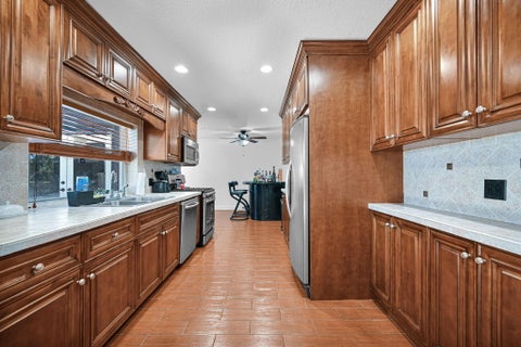 Tiny photo for 11600 NW 30th Place, Sunrise, FL 33323 (MLS # B26023132)