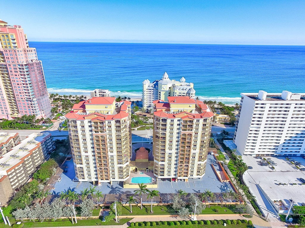 Photo of 2011 N OCEAN Boulevard #302, Fort Lauderdale, FL 33305 (MLS # B26084101)