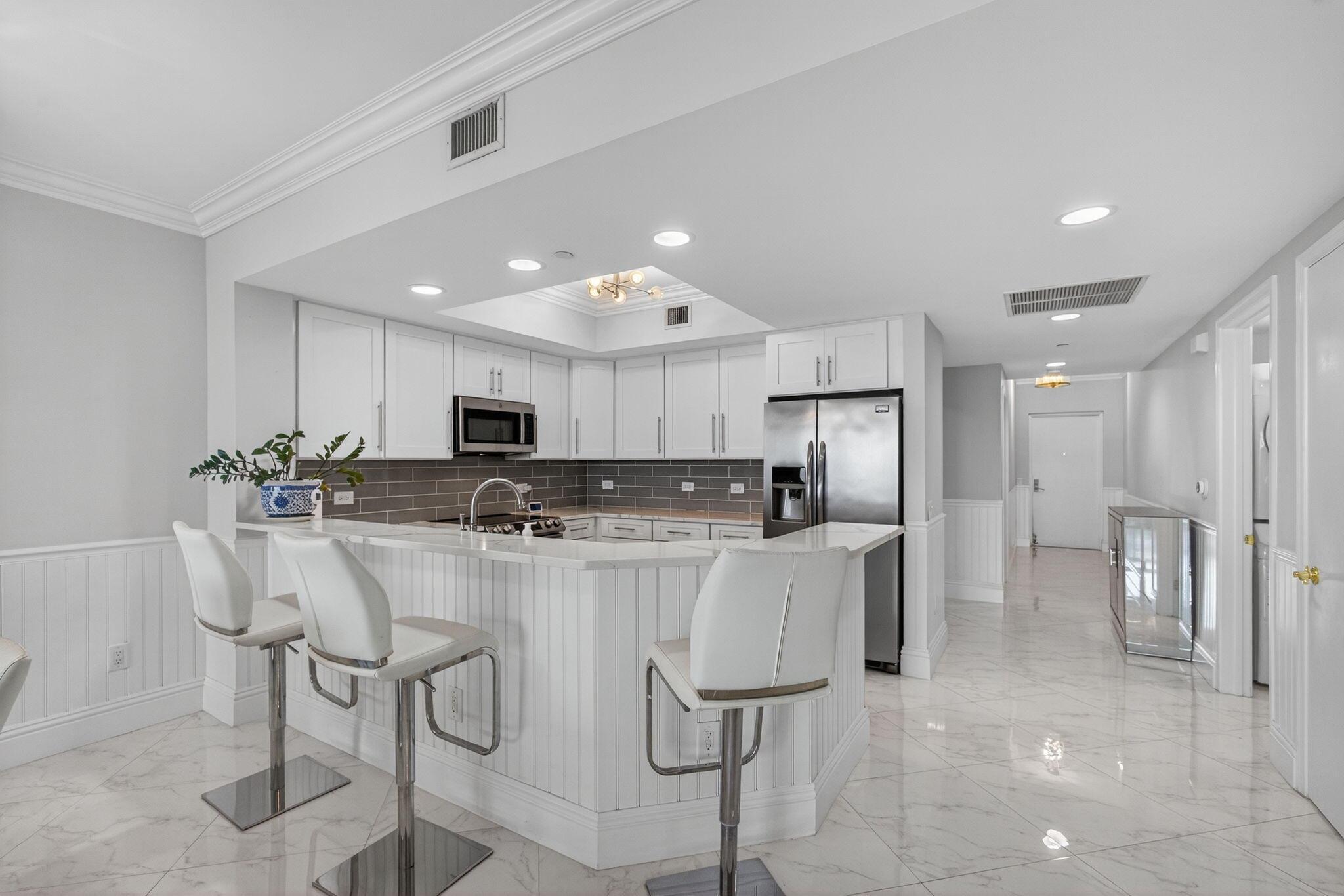 MARINA GRANDE RIVIERA BEA - Residential Lease