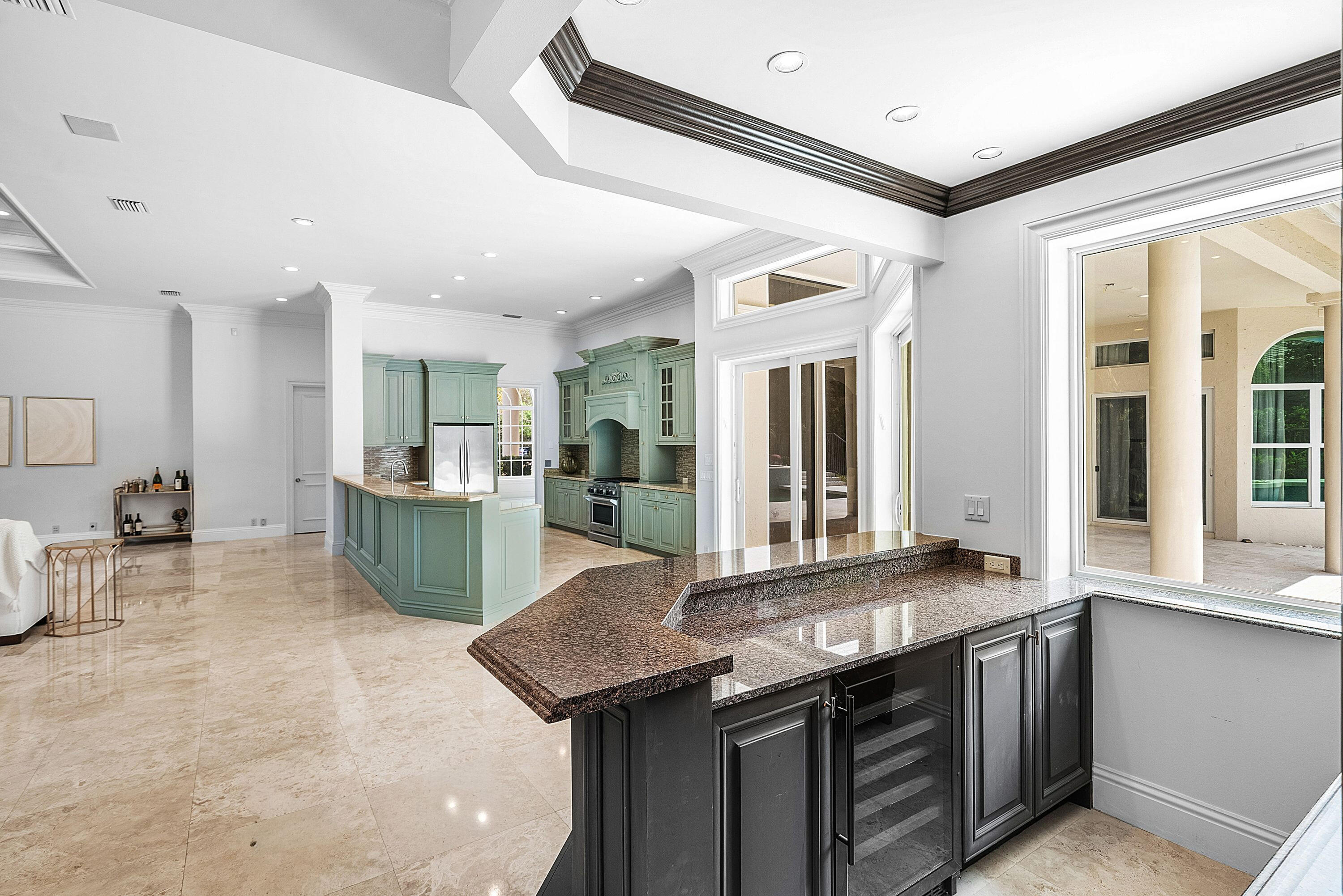 PARKLAND LAKES - Residential