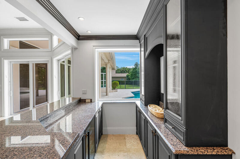 PARKLAND LAKES - Residential