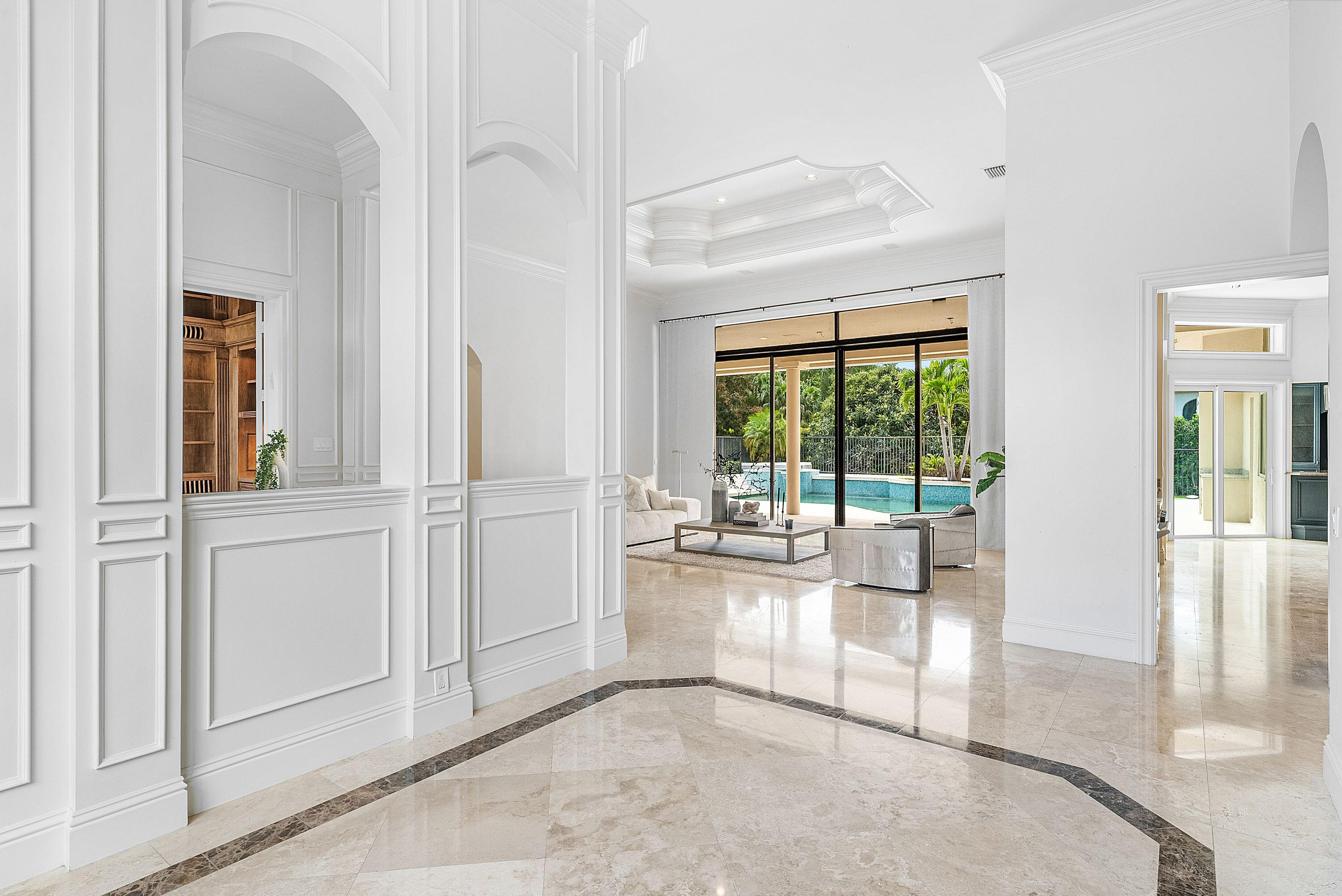 PARKLAND LAKES - Residential