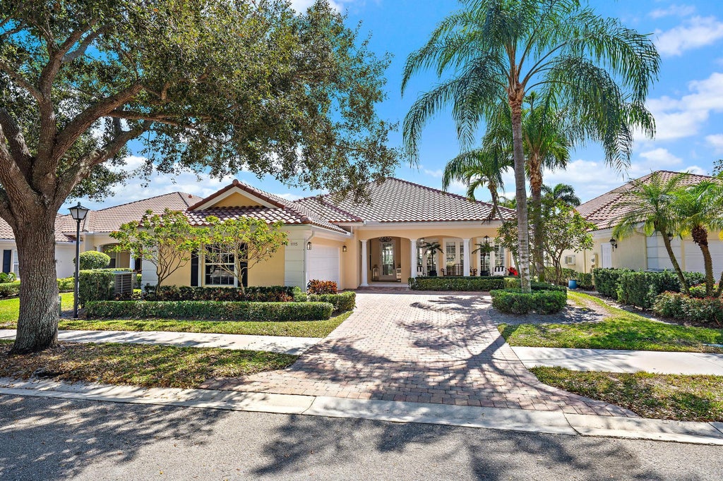 Photo of 1115 ORINOCO Way, Palm Beach Gardens, FL 33410 (MLS # B26067380)