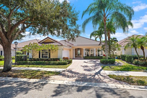Photo of 1115 Orinoco Way, Palm Beach Gardens, FL 33410 (MLS # B26067380)