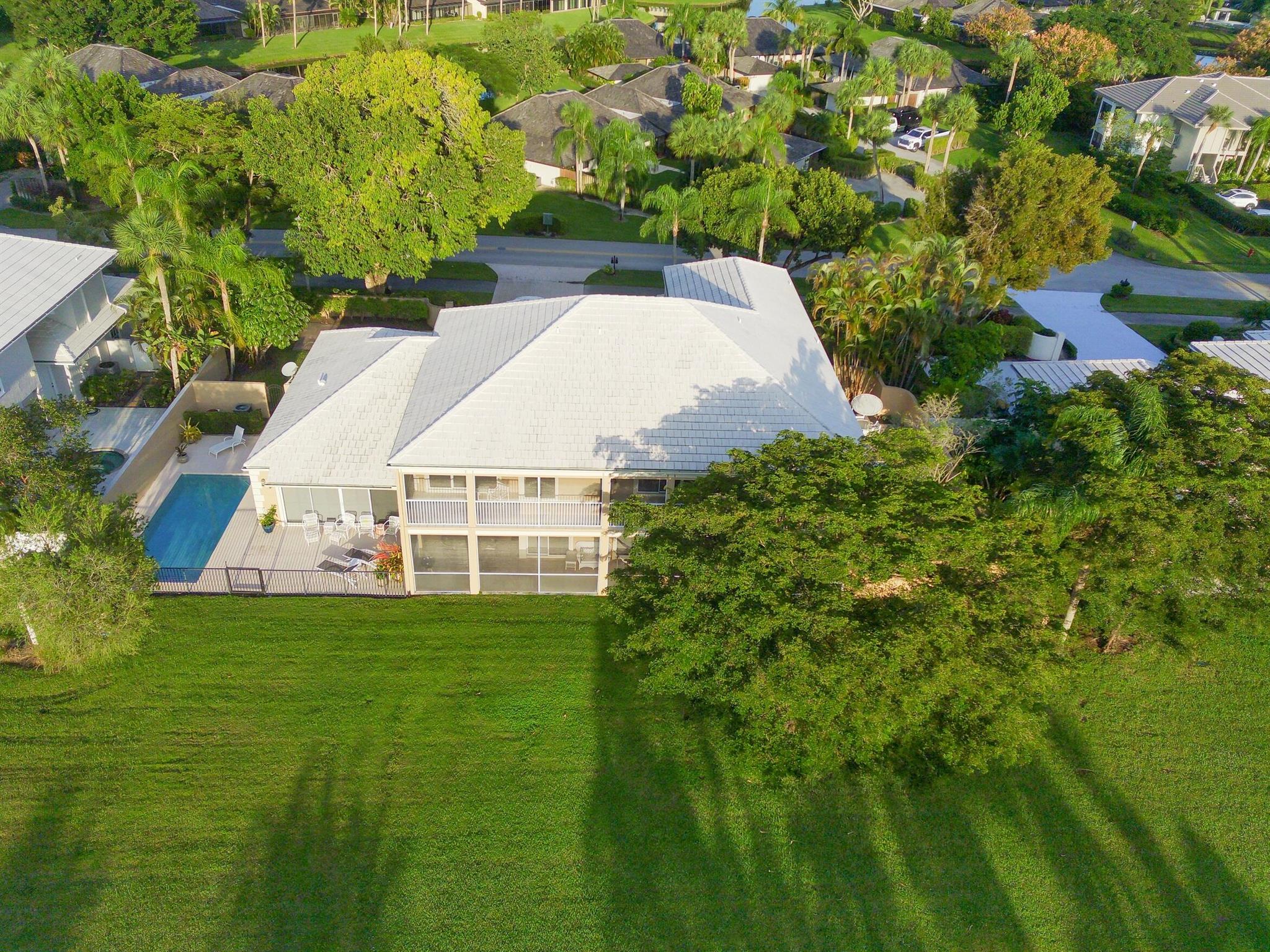 11877 Pebblewood Drive 202