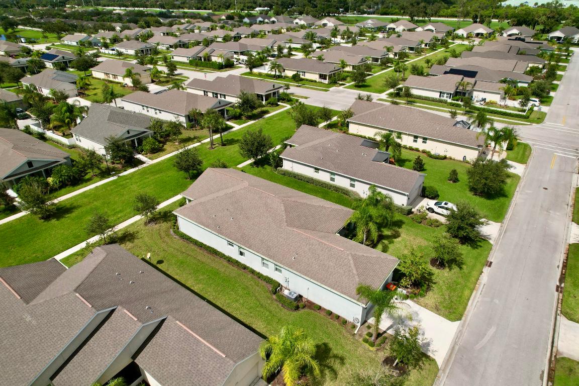 POINTE WEST EAST VILLAGE, PHASE 2A - Residential