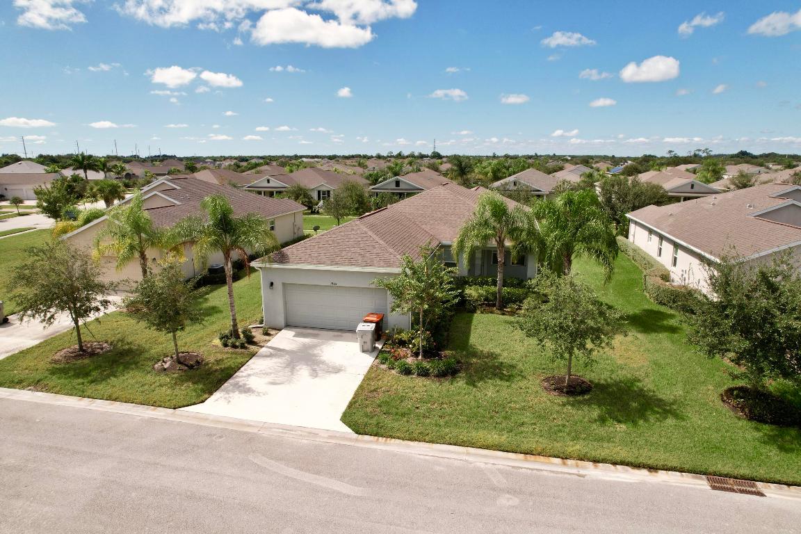 POINTE WEST EAST VILLAGE, PHASE 2A - Residential