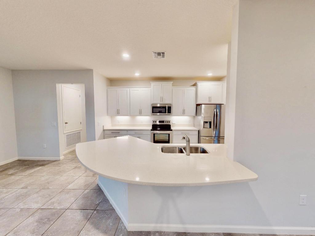 POINTE WEST EAST VILLAGE, PHASE 2A - Residential