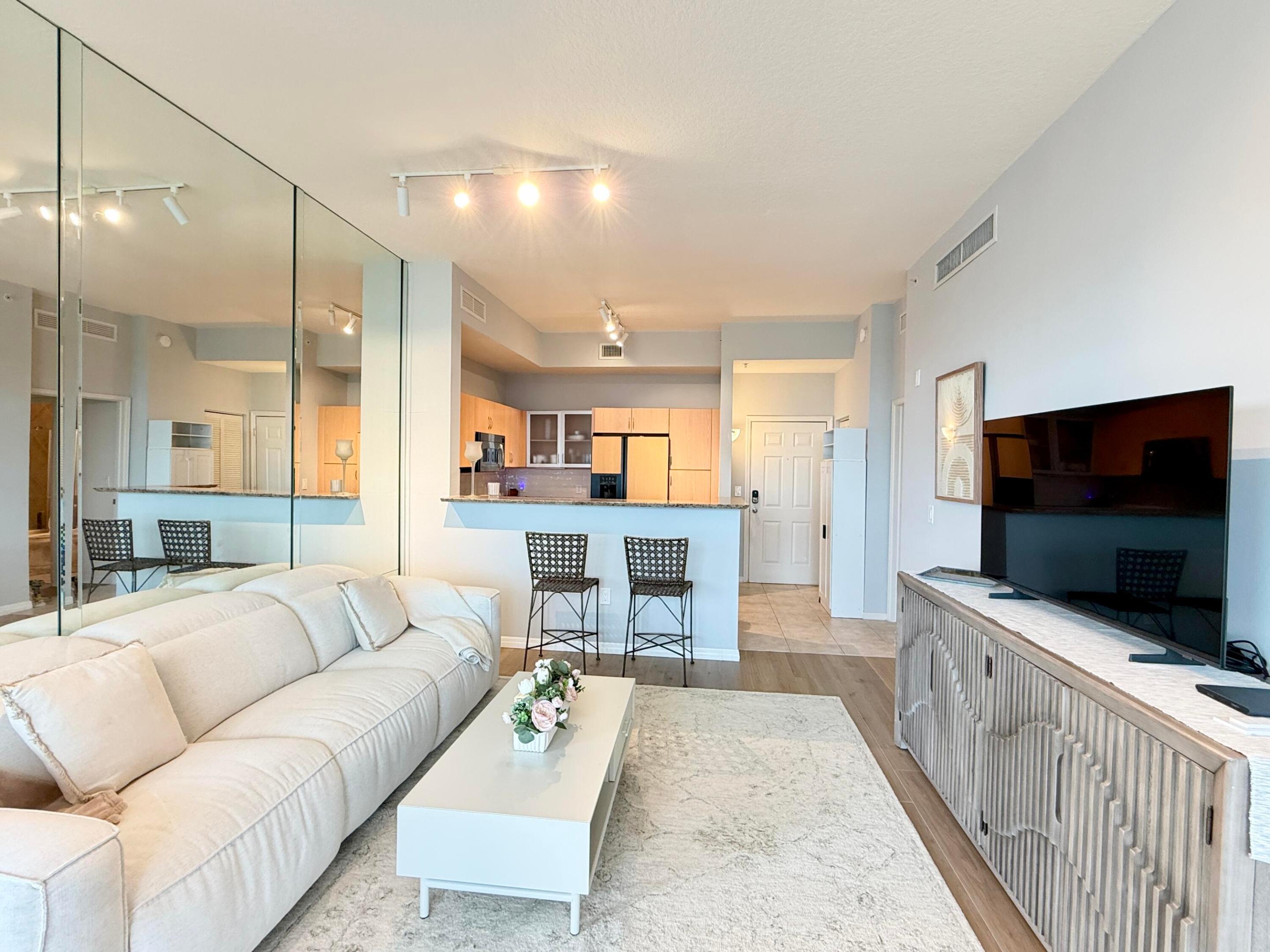 MOORINGS AT LANTANA CONDO 2 - Residential Lease