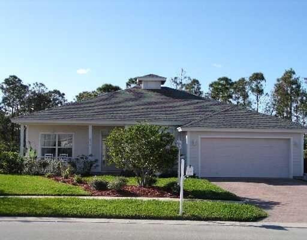 Photo of 614 NE Muskrat Run, Port St Lucie, FL 34983 (MLS # R10737887)