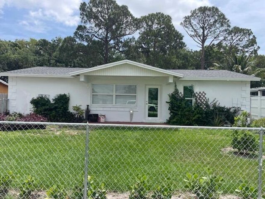Renovated 4 bedroom/ 2 bath house with impact windows/ doors, new kitchen appliances/hvac and a fenced in yard!  Ready to move right in! Pets ok and no HOA.