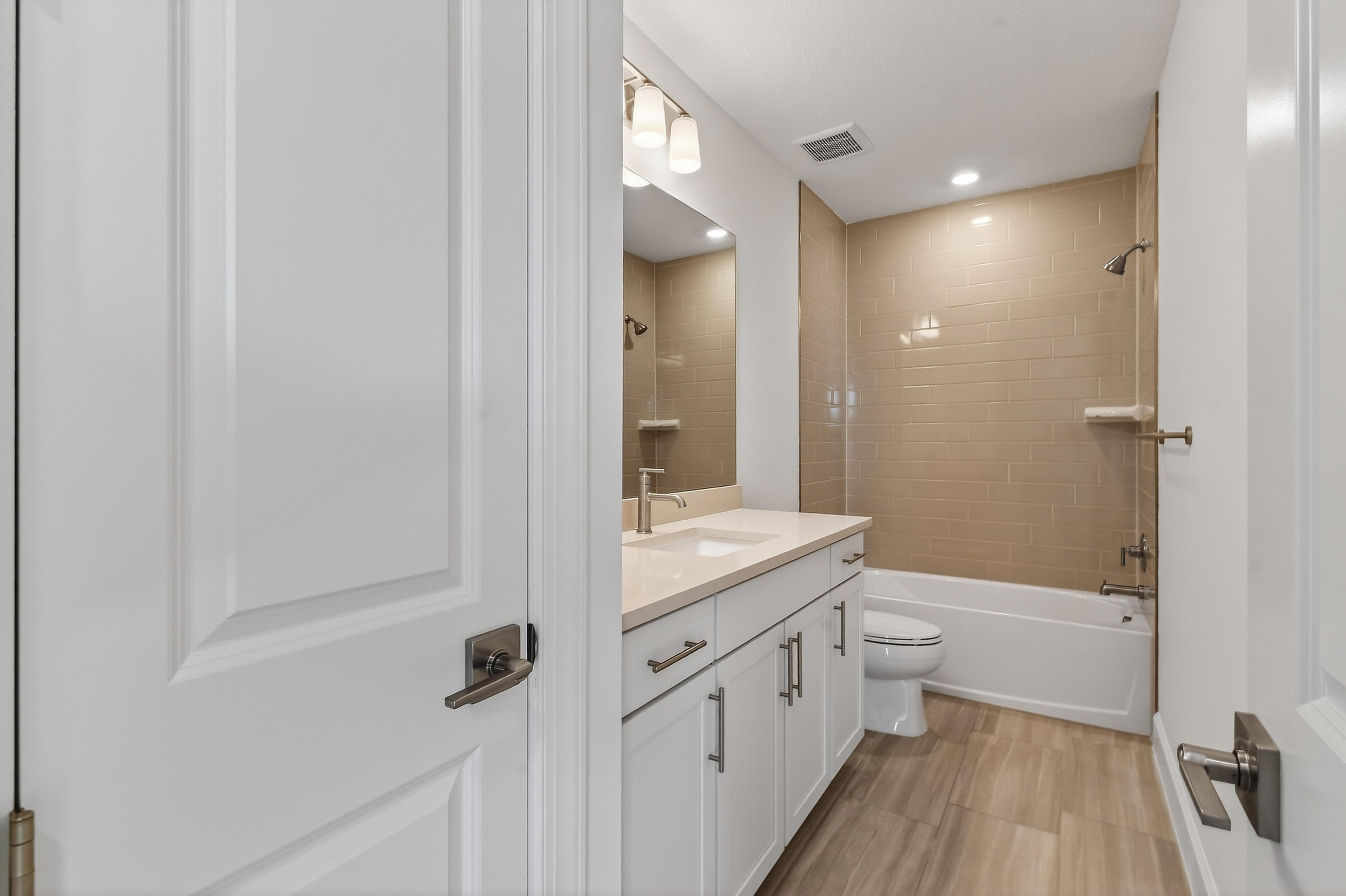 HENDRIX RESERVE - Residential