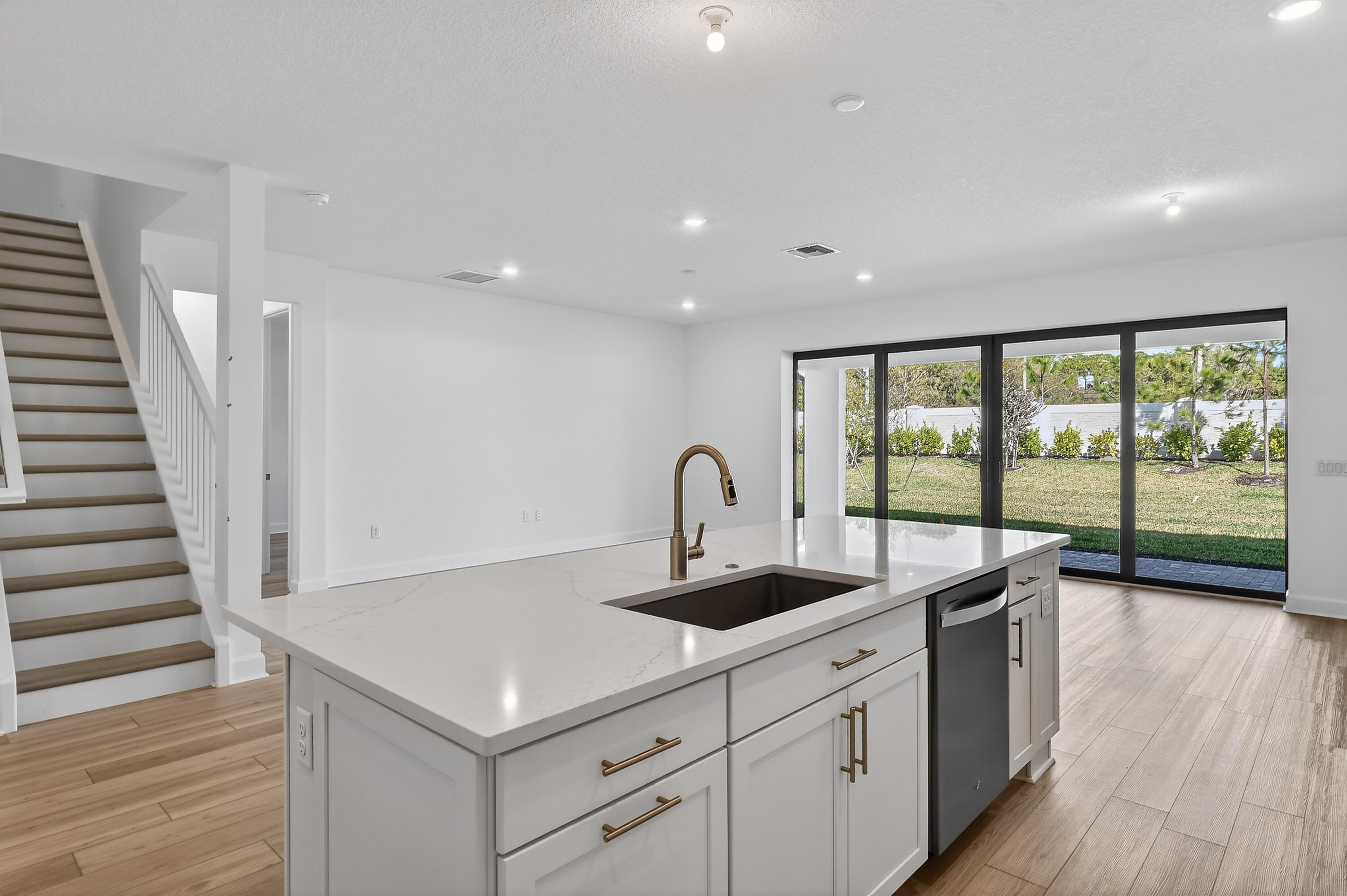 HENDRIX RESERVE - Residential