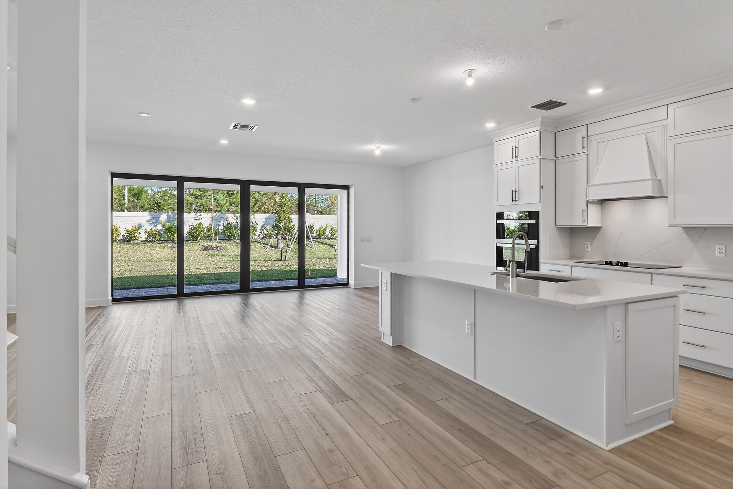 HENDRIX RESERVE - Residential